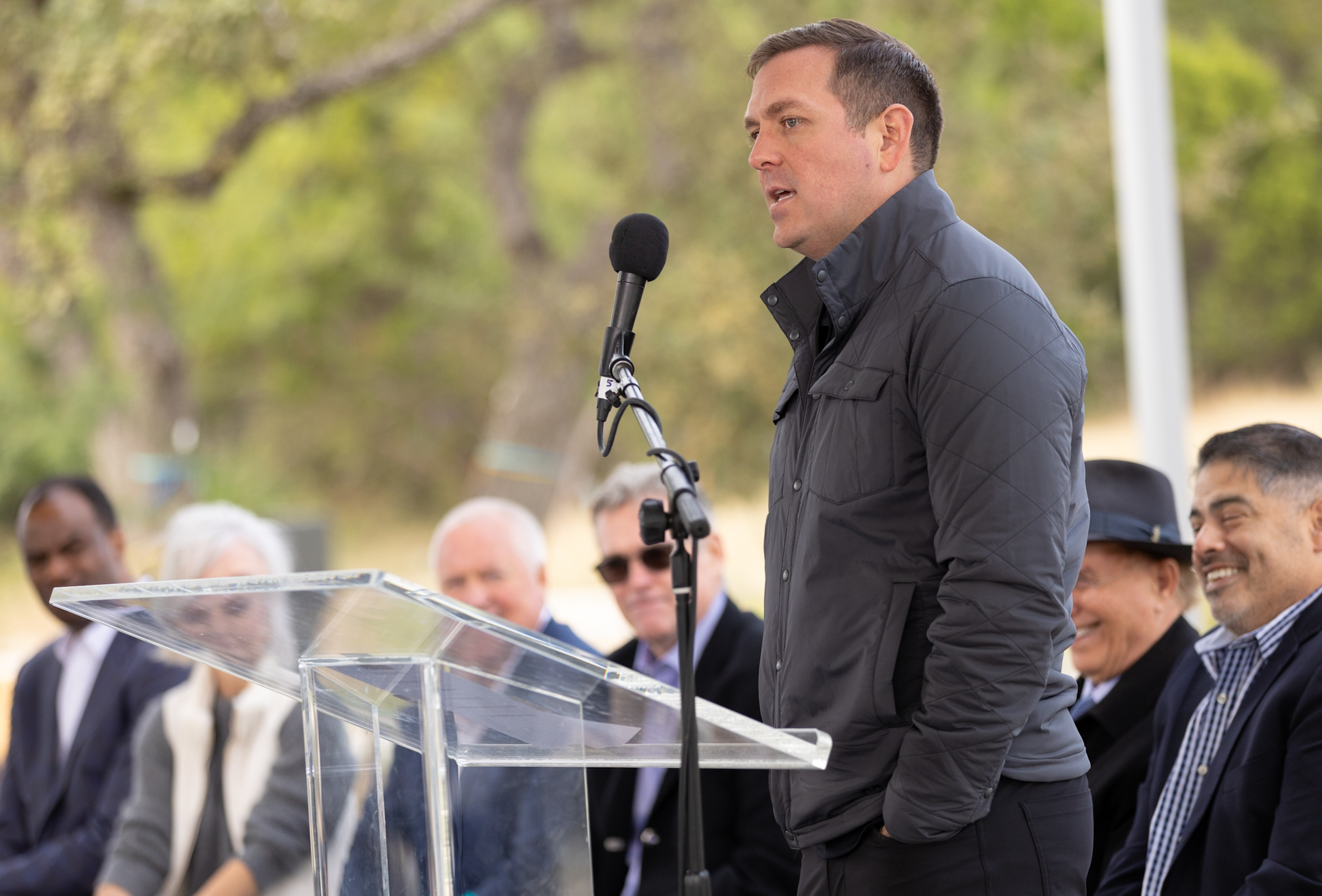 San Antonio Spurs owner reassures fans, local officials team will not move