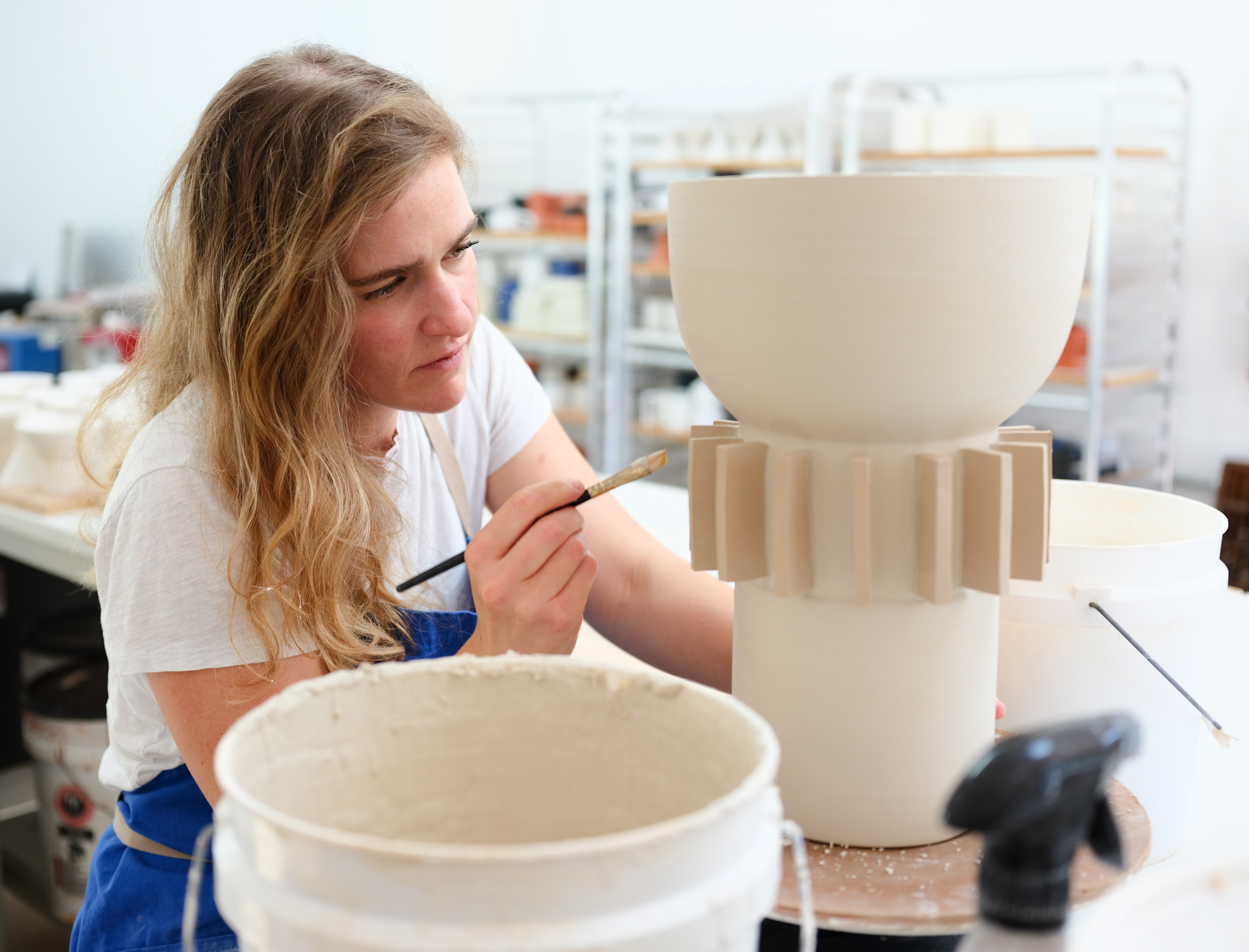how-local-artist-sarah-sauer-built-her-thriving-ceramics-business-and-nbsp
