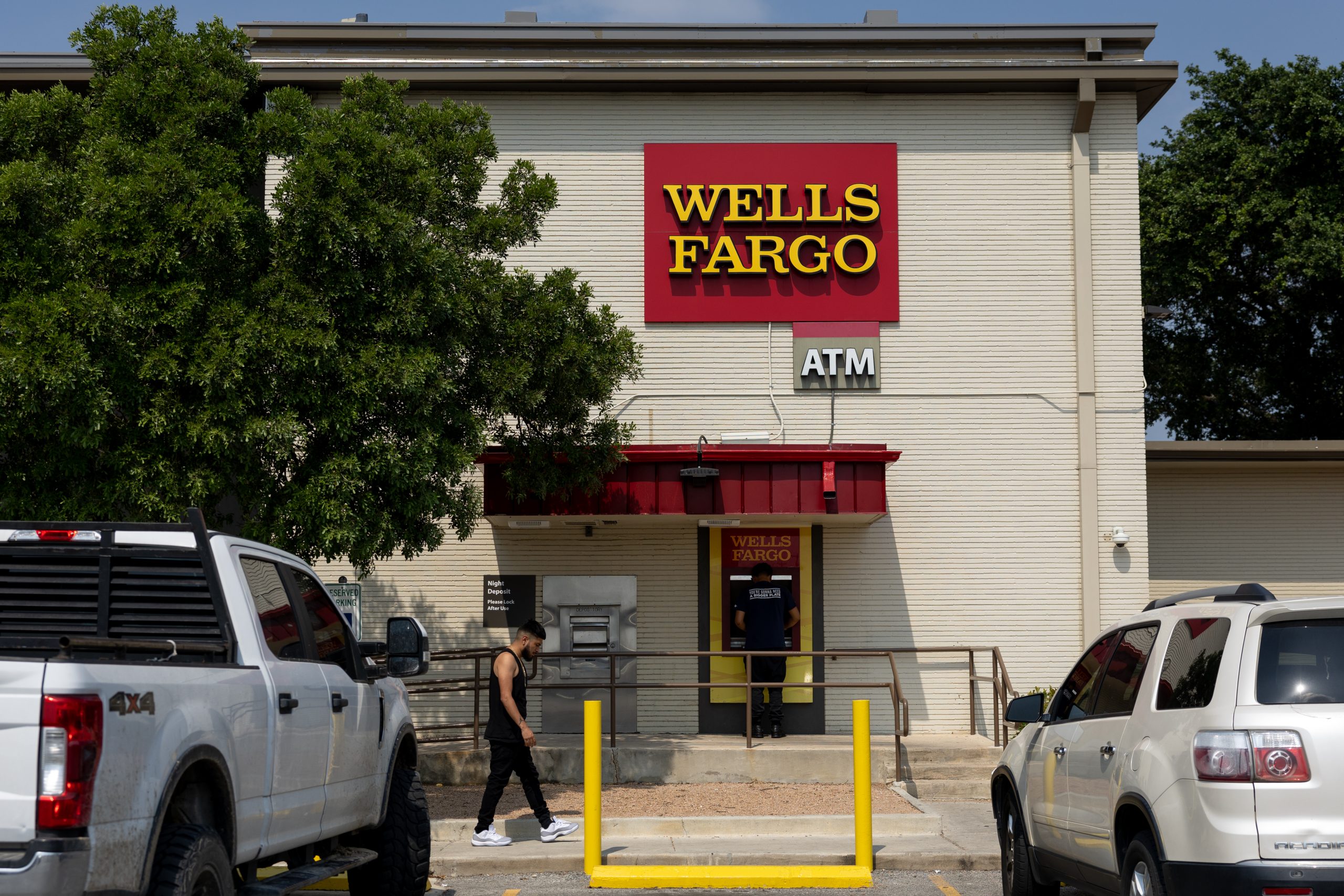 San Antonio City Council drops Wells Fargo as bond underwriter