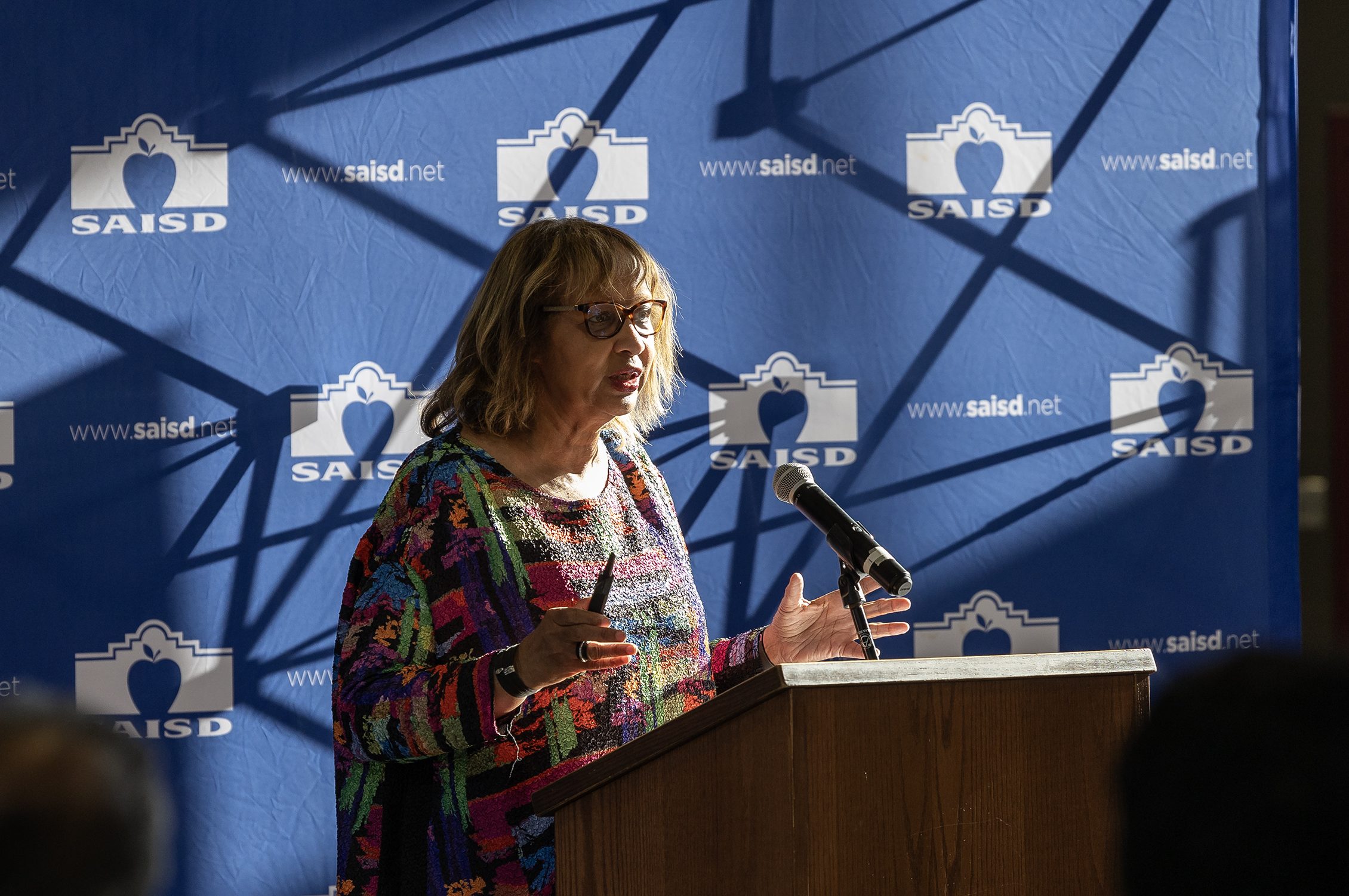 SAISD extends superintendent search, names interim SAISD extends superintendent search, names interim