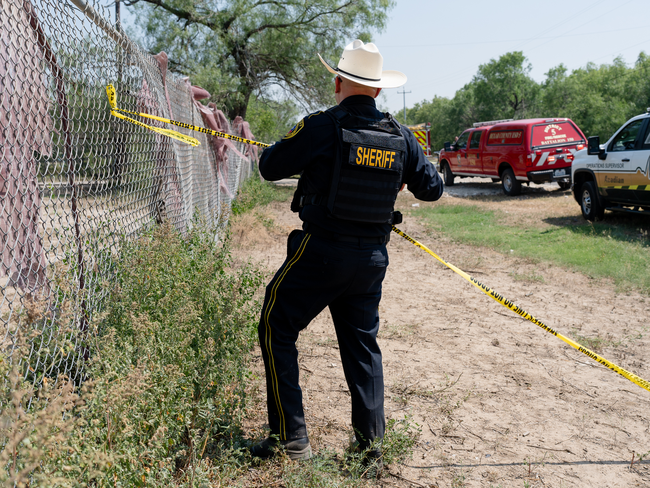 26 rescued at ‘miserable’ human smuggling scene in South Bexar County