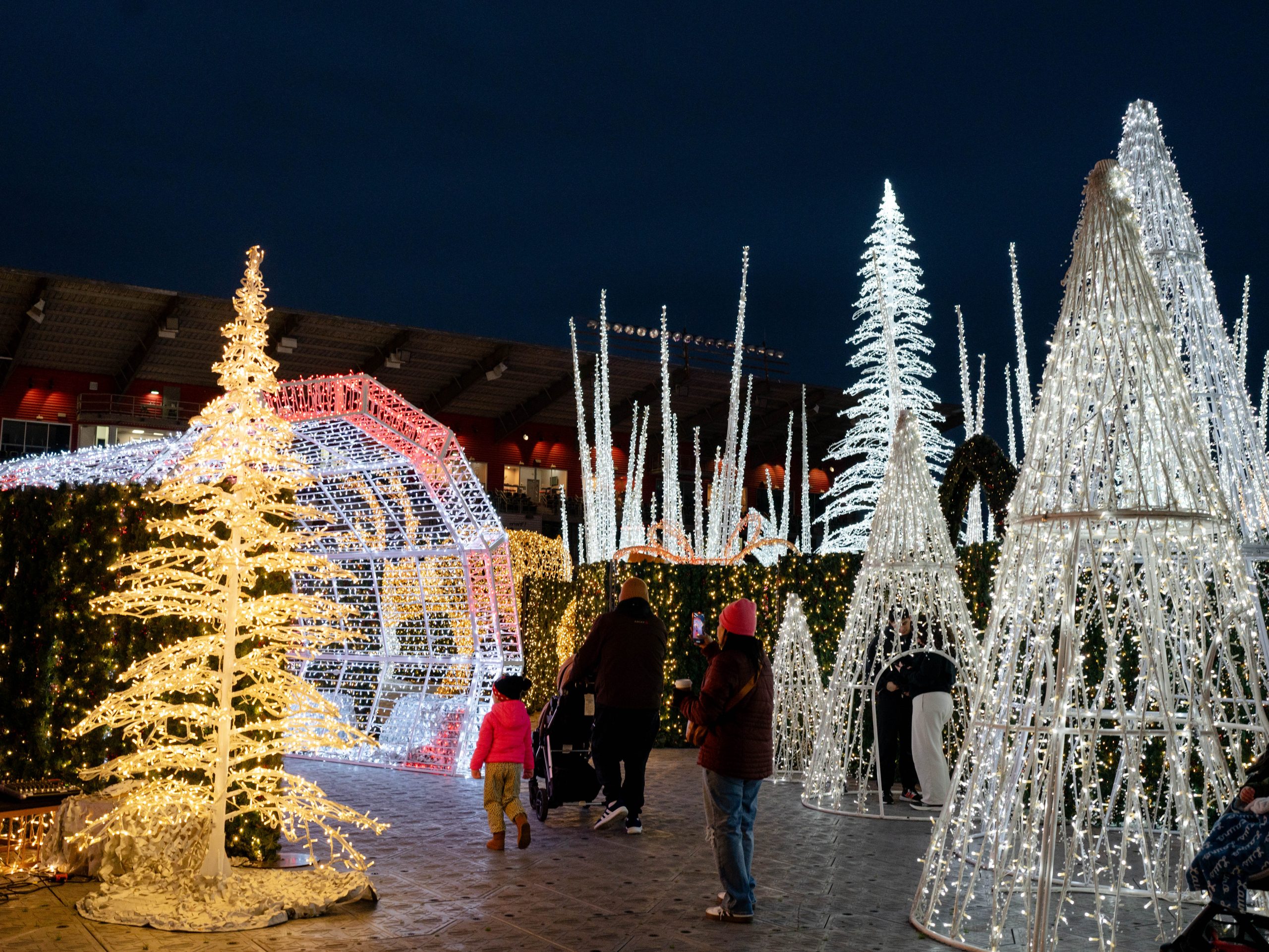 Where to see Christmas lights in San Antonio
