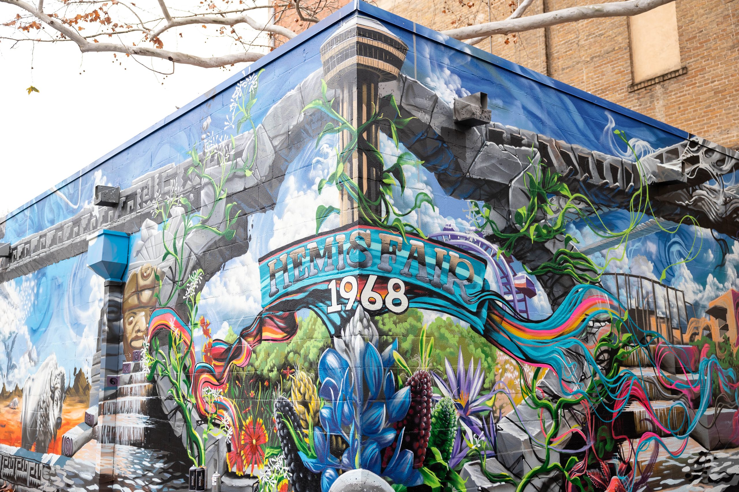 Artist gives another 'love letter' to San Antonio with new mural