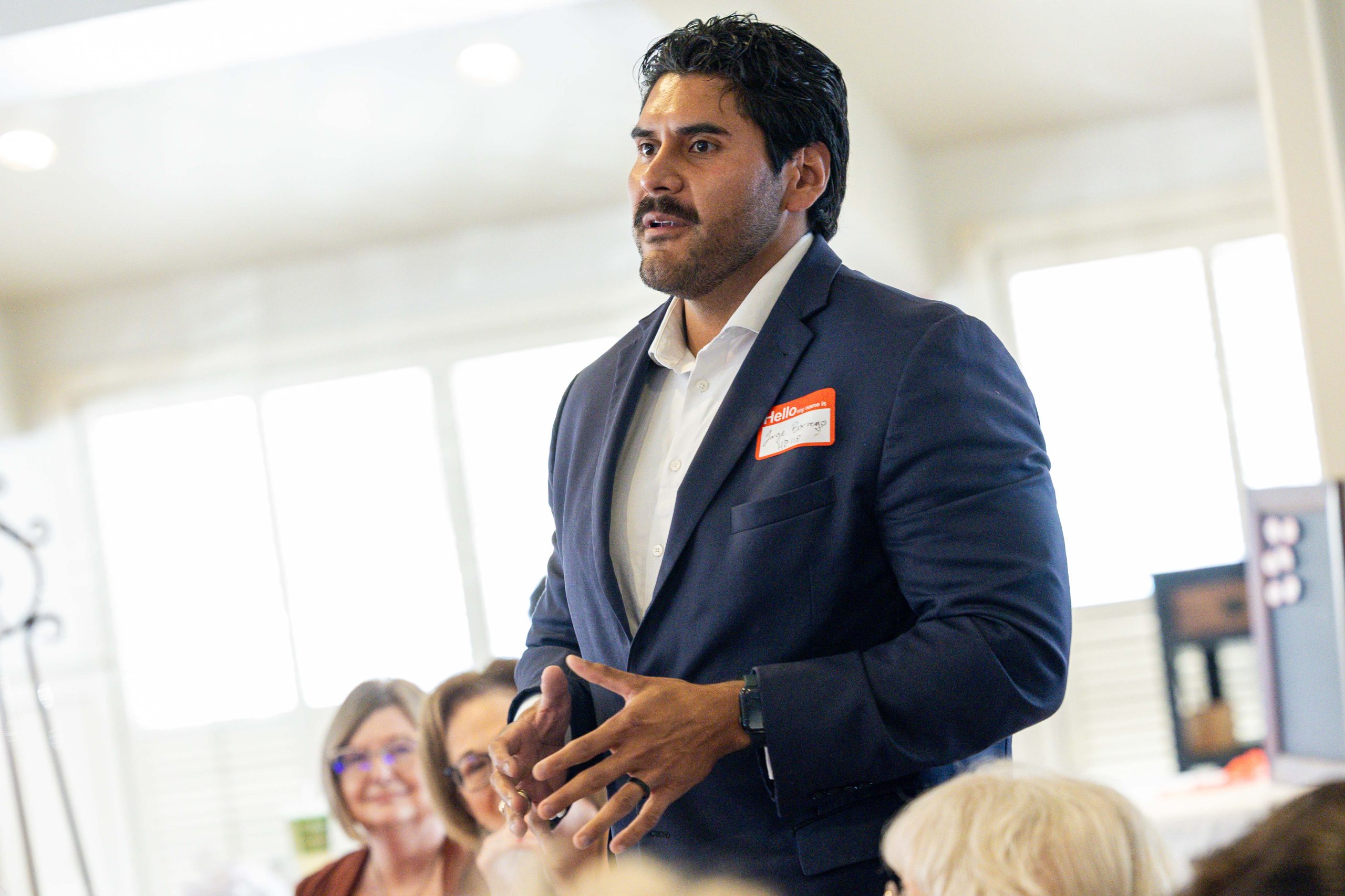 Abbott’s faculty voucher ally pulls in large cash for HD118 race