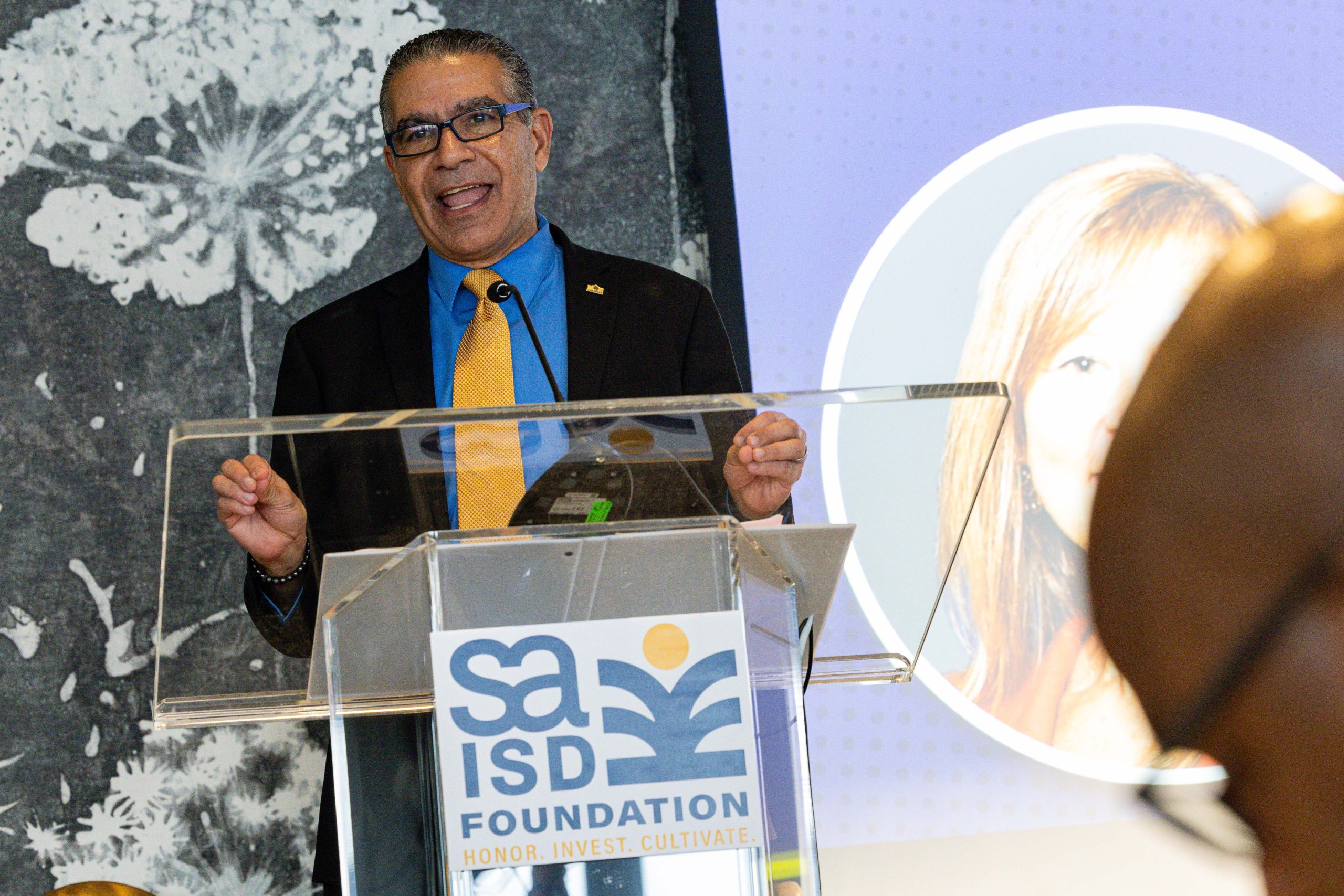 SAISD scouts ‘new manner ahead’ and considers one other bond