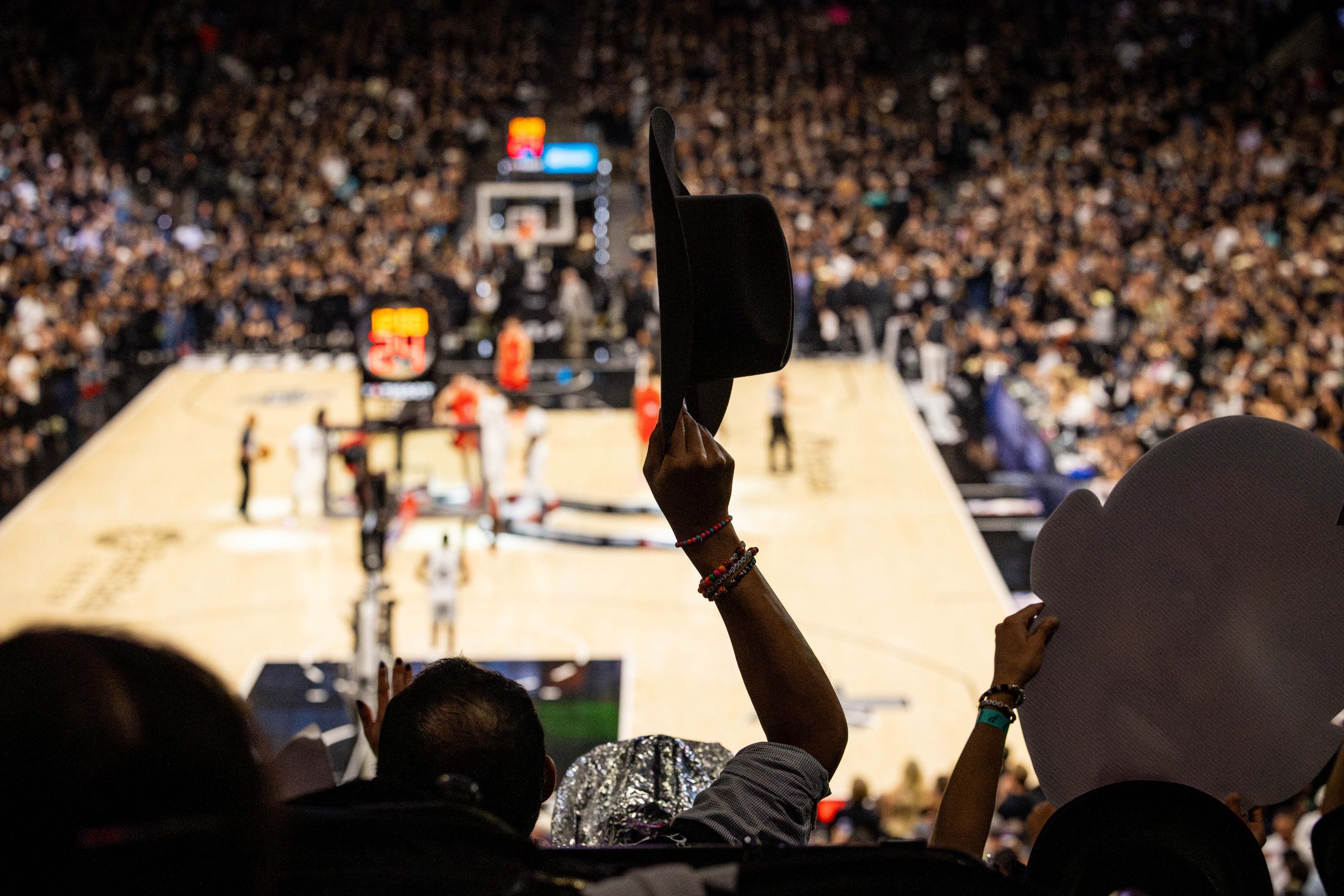 Spurs decide 9 corporations to steer new downtown enviornment venture